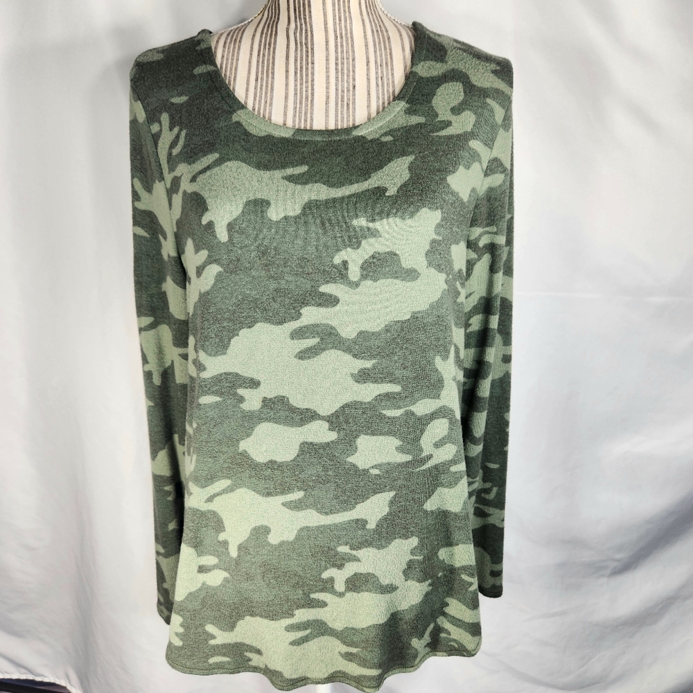 Old Navy Green Camouflage Fleece Feel Long Sleeve Pullover Top Size Large